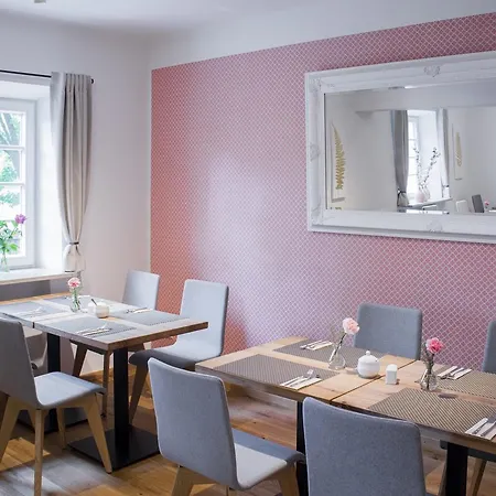 Hotel Wailtl 3*